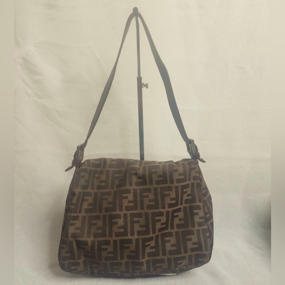 ‼️SOLD SOLD‼️ Authentic Fendi Mama Forever Baguette Shoulder Bag - Picture 4 of 7